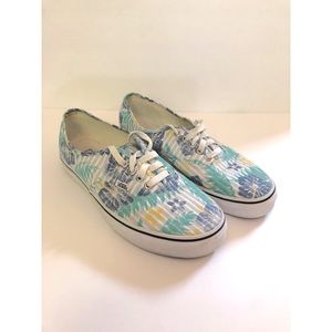 Vans *CLOSET CLOSING LAST CHANCE*